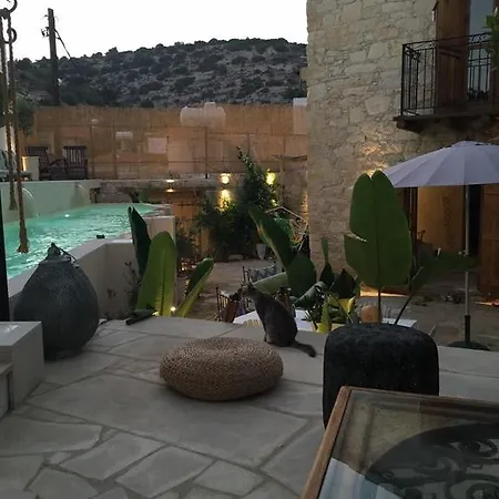 Casa Indy Phasoula